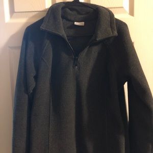 1/4 zip Columbia fleece. SZ M